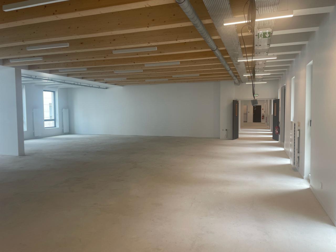 Bureau Paris 2112m² Location bureau Paris OLBUR2420193 18
